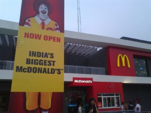 McDonald's, McDonald's Burger, McDonald's Fast Food, McDonald's Cheese Scandal, Cheese Scandal, Maharashtra Food and Drug Administration, Maharashtra FDA